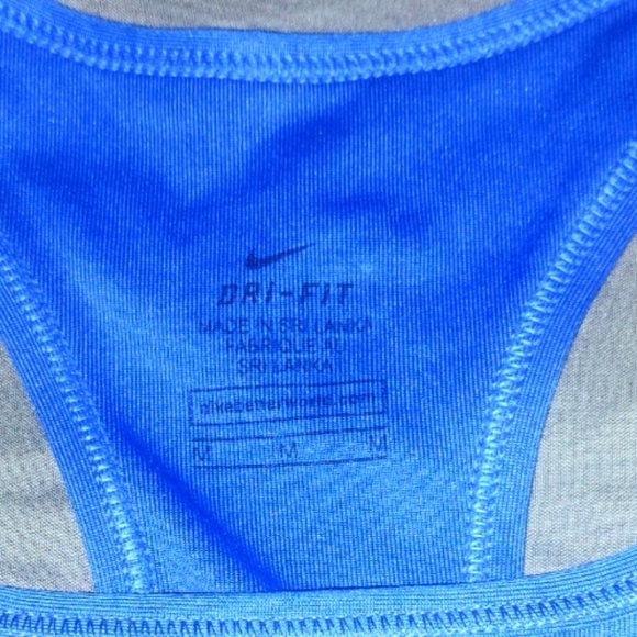 🎄3/$15 Nike Blue Sports Bra - Picture 4 of 4